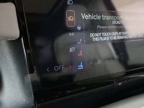 New 2026 Lincoln Navigator L Black Label AWD/4WD image 8