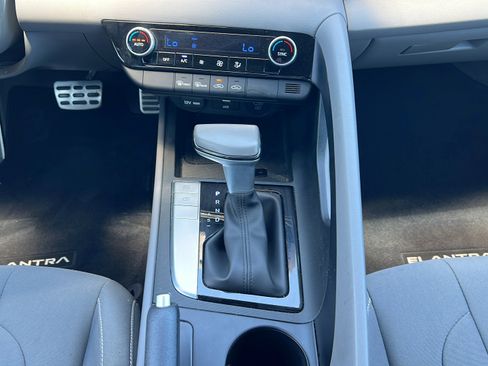 Certified 2025 Hyundai Elantra Sport FWD image 14