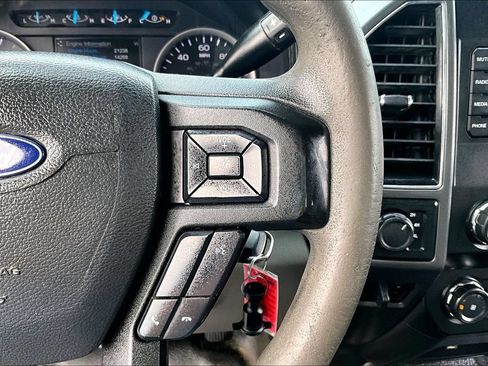 Used 2019 Ford F350 XLT w/ Camper Package AWD/4WD image 20
