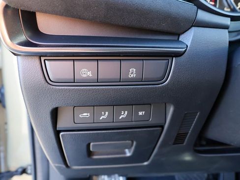 Used 2025 MAZDA MAZDA3 s image 19