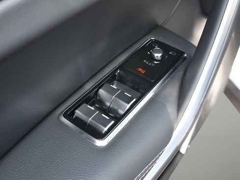 New 2026 Jaguar F-PACE R-Dynamic S AWD/4WD image 11