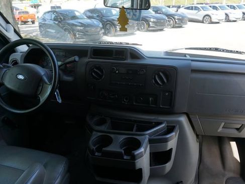 Used 2014 Ford E-350 and Econoline 350 Super Duty RWD image 6