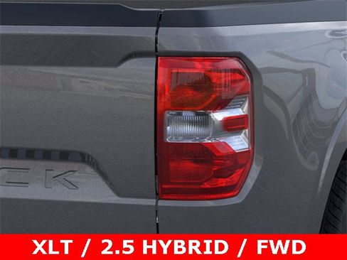 New 2025 Ford Maverick XLT image 22