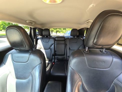 Used 2015 Jeep Cherokee Limited AWD/4WD image 27