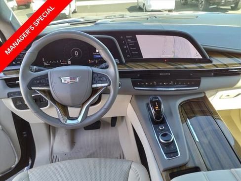 Used 2021 Cadillac Escalade Premium Luxury Platinum image 7