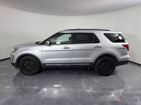 Used 2016 Ford Explorer Limited AWD/4WD image 8