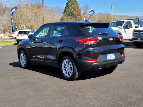 Used 2024 Chevrolet TrailBlazer LS FWD image 7