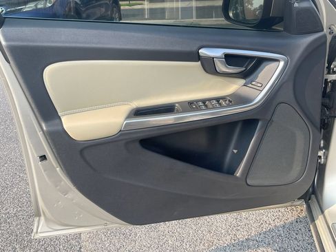 Used 2018 Volvo S60 T5 Inscription AWD/4WD image 13