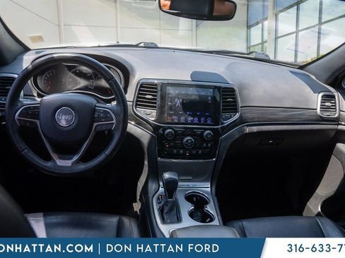 Used 2019 Jeep Grand Cherokee Limited AWD/4WD image 4