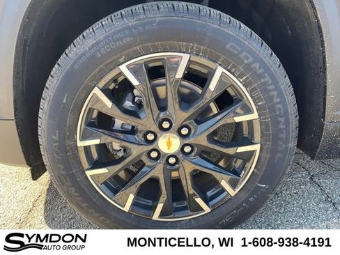 New 2026 Chevrolet Traverse LT w/ Sun and Wheel Package image 9