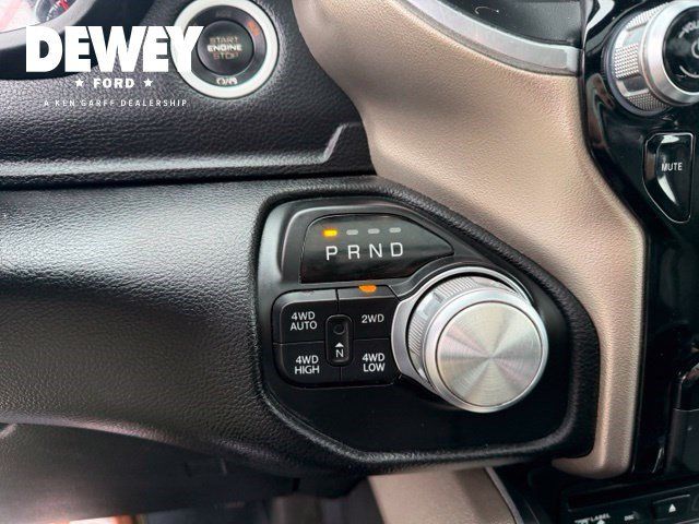 Used 2019 RAM 1500 Laramie AWD/4WD image 21