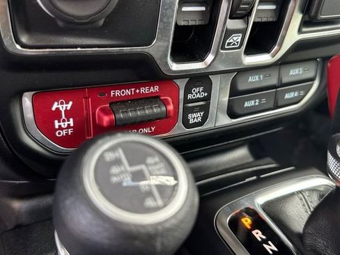 Used 2025 Jeep Wrangler Unlimited Rubicon 4xe w/ Safety Group image 34