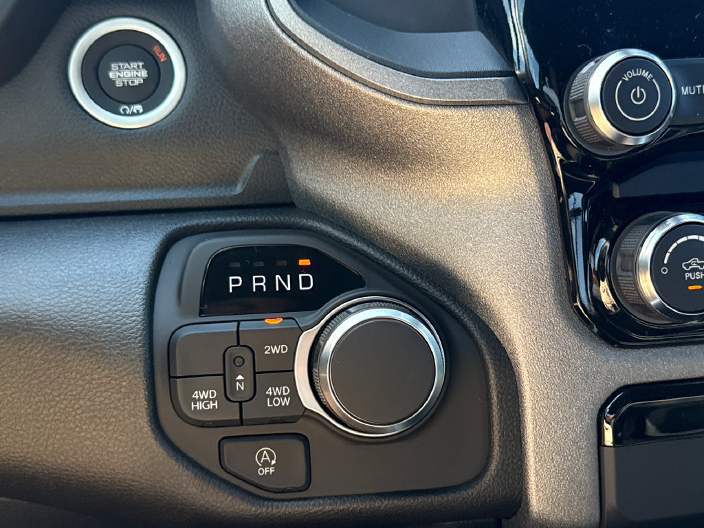 New 2027 RAM 1500 Express AWD/4WD image 26