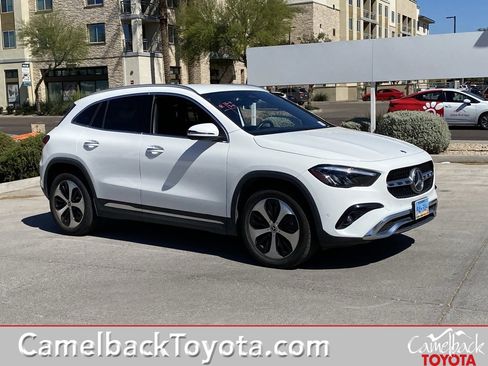 Used 2025 Mercedes-Benz GLA 250 image 1