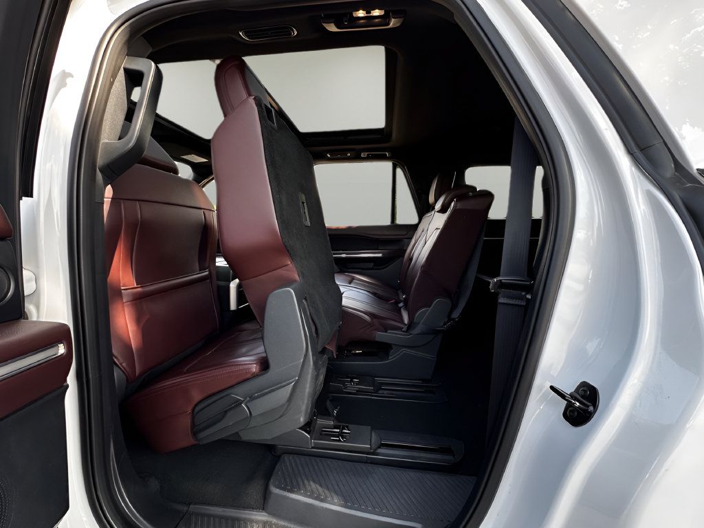 Used 2024 Ford Expedition Max Limited RWD image 23