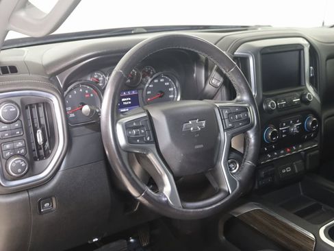 Used 2020 Chevrolet Silverado 1500 LT Trail Boss image 6