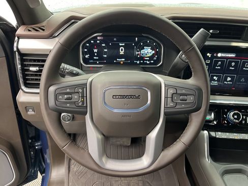New 2026 GMC Sierra 2500 Denali w/ Denali Reserve Package AWD/4WD image 14