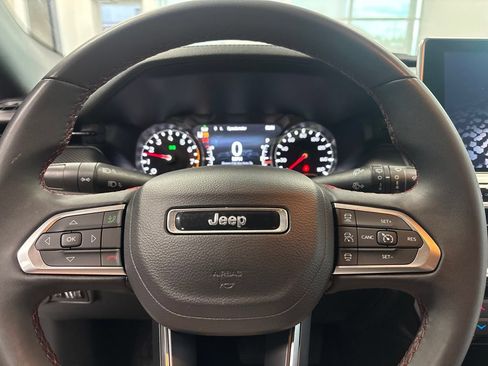 Used 2024 Jeep Compass Trailhawk AWD/4WD image 15