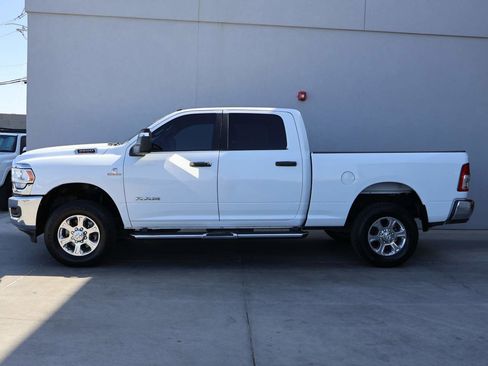 Used 2023 RAM 3500 Big Horn w/ Level 1 Equipment Group AWD/4WD image 2