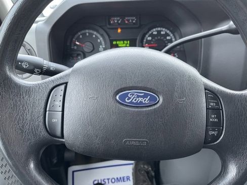 Used 2013 Ford E-350 and Econoline 350 XLT image 20