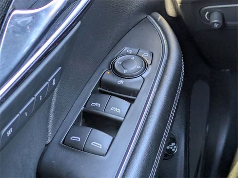 Used 2023 Buick Envision Essence w/ Sport Touring Package image 25