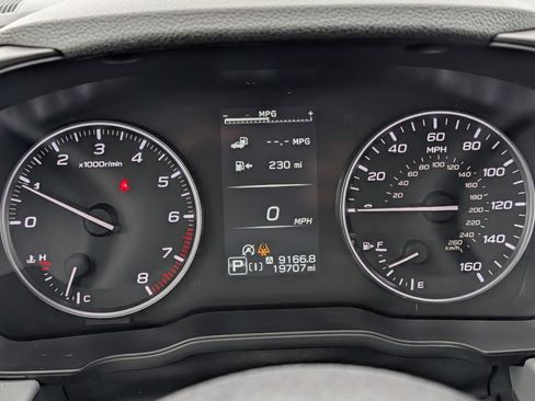 Used 2024 Subaru Crosstrek 2.0i Premium image 21