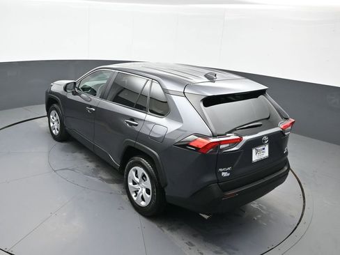 Used 2025 Toyota RAV4 LE image 39