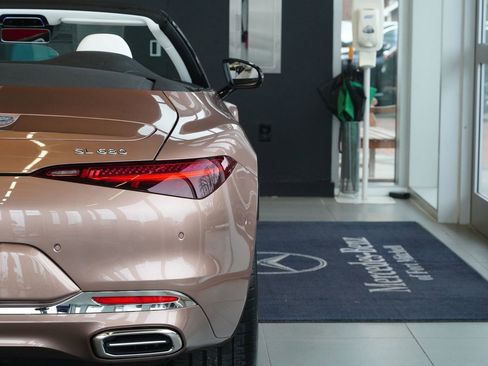 New 2026 Mercedes-Benz Maybach SL 680 image 16