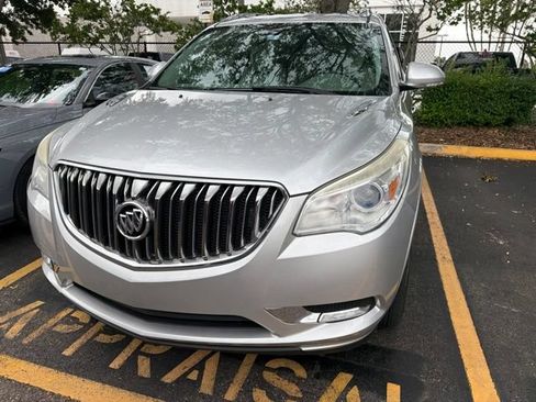 Used 2015 Buick Enclave Leather FWD image 6