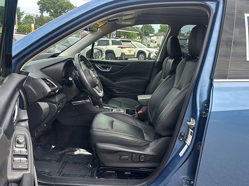 Certified 2022 Subaru Forester Touring AWD/4WD image 12
