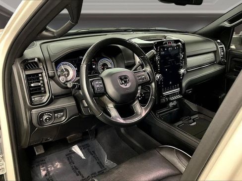 Used 2022 RAM 2500 Limited w/ Night Edition AWD/4WD image 18
