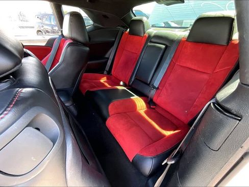 Used 2022 Dodge Challenger R/T Scat Pack RWD image 25