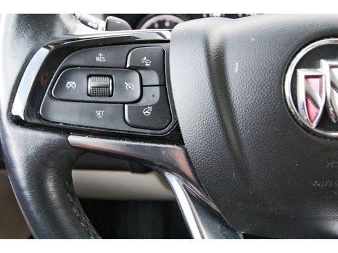 Used 2024 Buick Enclave Essence w/ Experience Buick Package FWD image 15