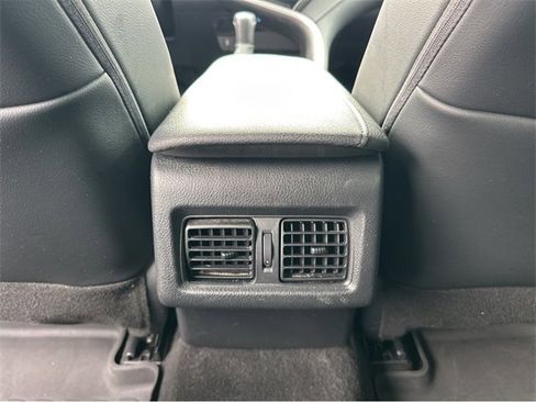 Used 2022 Toyota Camry XSE image 21