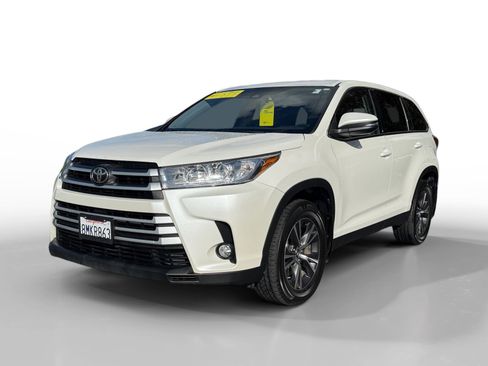 Used 2019 Toyota Highlander AWD V6 image 1