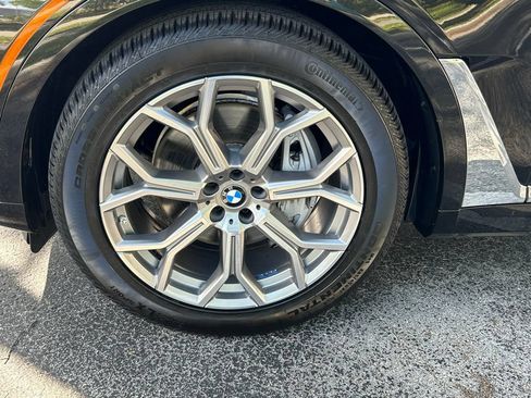 Used 2025 BMW X7 xDrive40i AWD/4WD image 31