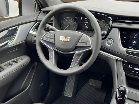 New 2026 Cadillac XT5 Premium Luxury w/ LPO, ONYX Package FWD image 18
