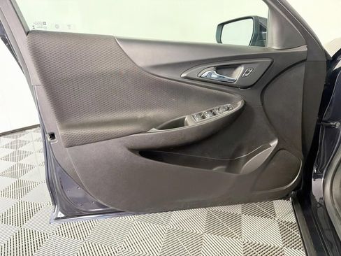Used 2023 Chevrolet Malibu LT FWD image 19