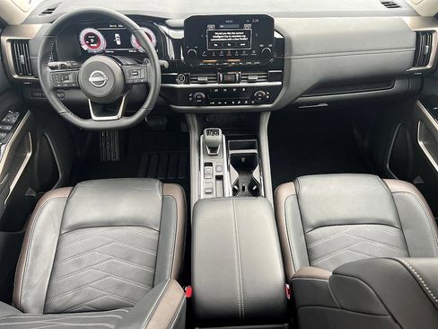 Certified 2024 Nissan Pathfinder Platinum w/ Cargo Package image 18