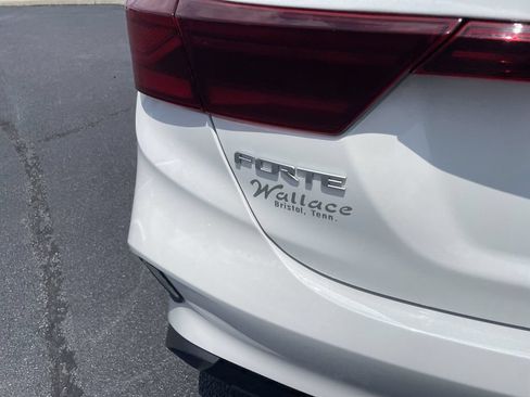 Certified 2023 Kia Forte LXS w/ LXS Technology Package FWD image 6