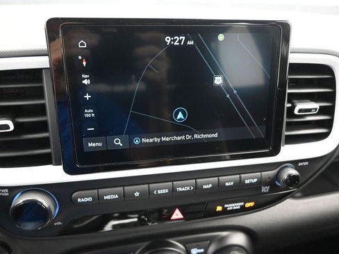 New 2025 Hyundai Venue Limited image 13