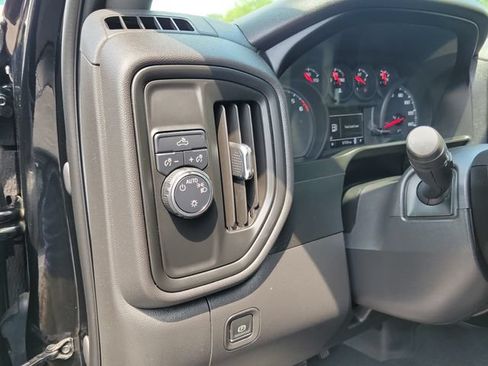 Used 2021 Chevrolet Silverado 1500 Custom RWD image 17