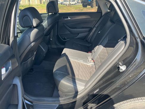 Used 2017 Hyundai Sonata Sport w/ Value Edition Package 02 image 18