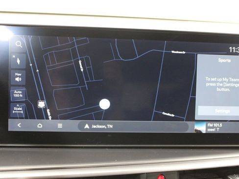 Used 2025 Kia Sorento EX w/ Panoramic Sunroof Package image 43