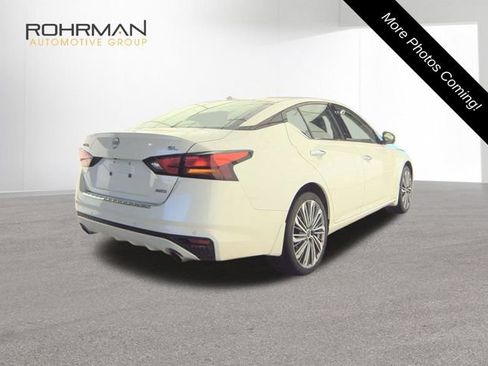 Used 2023 Nissan Altima 2.5 SL AWD/4WD image 2