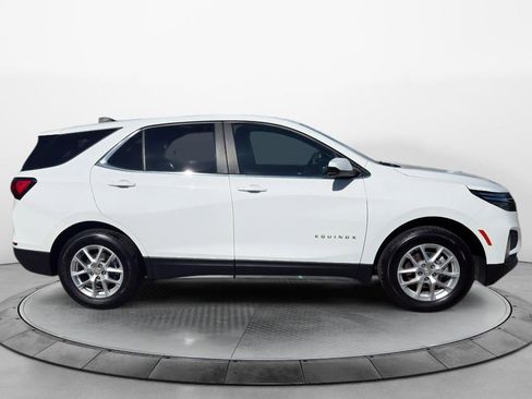 Used 2024 Chevrolet Equinox LT AWD/4WD image 4