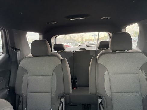 Used 2023 Chevrolet Traverse LT w/ Midnight/Sport Edition AWD/4WD image 10