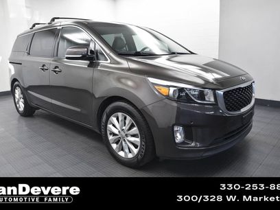 Used 2017 Kia Sedona EX
