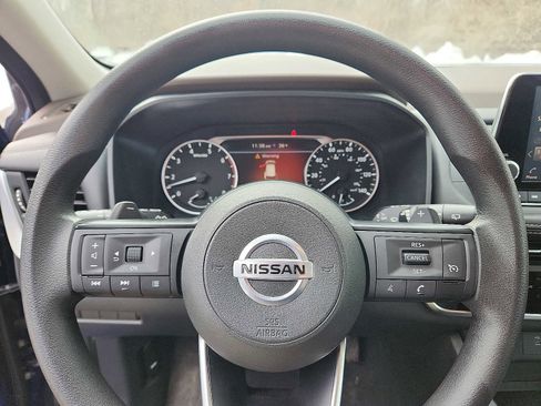 Used 2021 Nissan Rogue S image 18