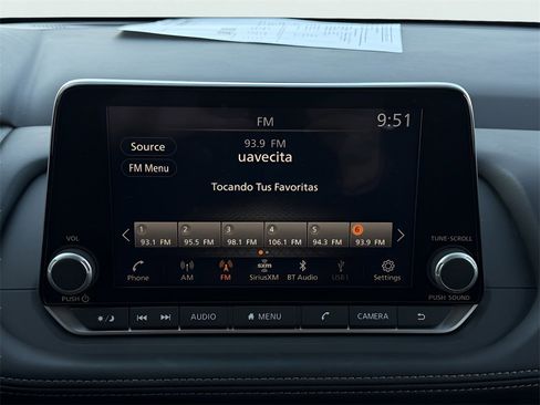 Used 2024 Nissan Rogue SV image 11